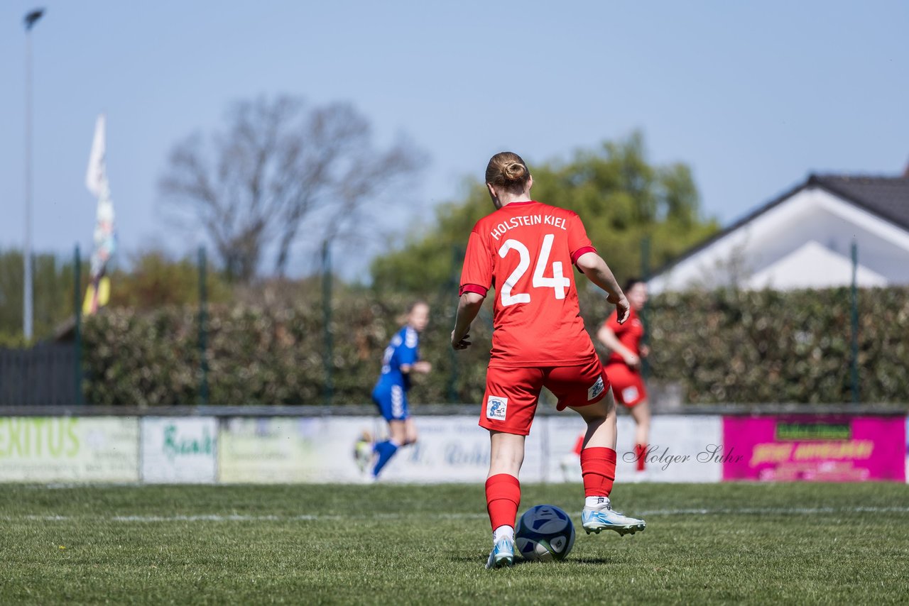 Bild 90 - F TSV Zarpen - Holstein Kiel II : Ergebnis: 2:6